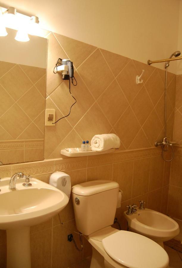 Mercedes Rambla Hotel Екстер'єр фото