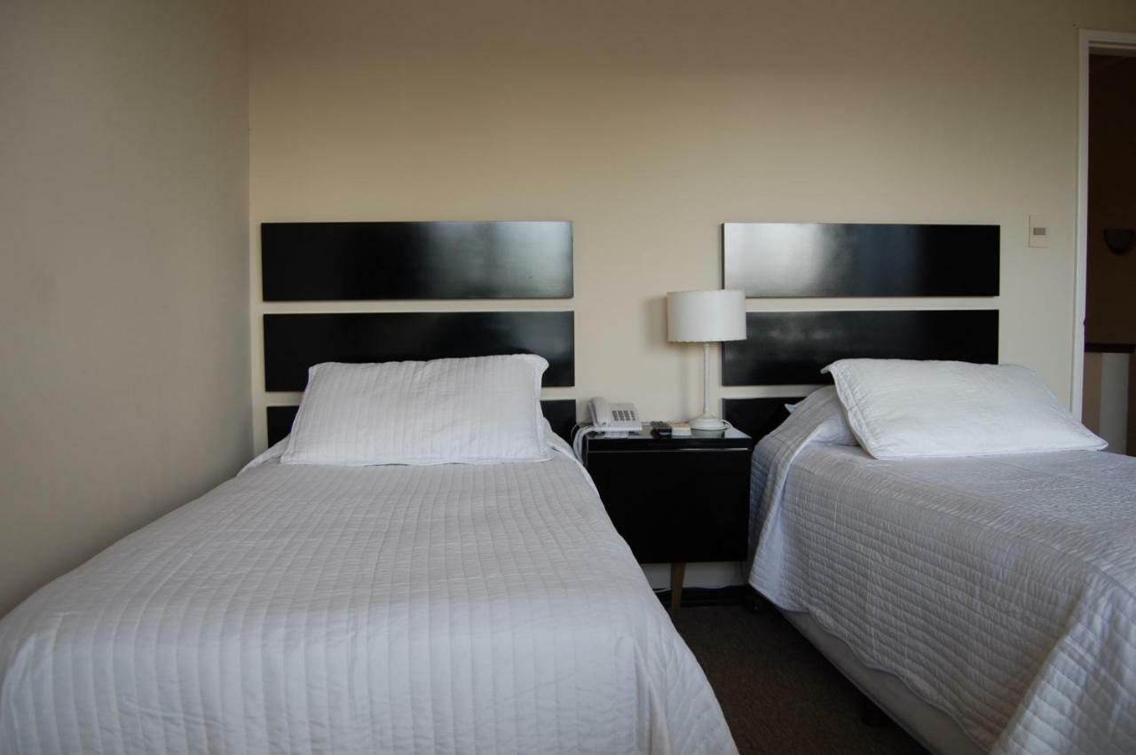 Mercedes Rambla Hotel Екстер'єр фото