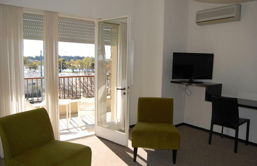 Mercedes Rambla Hotel Екстер'єр фото
