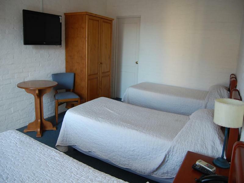 Mercedes Rambla Hotel Екстер'єр фото